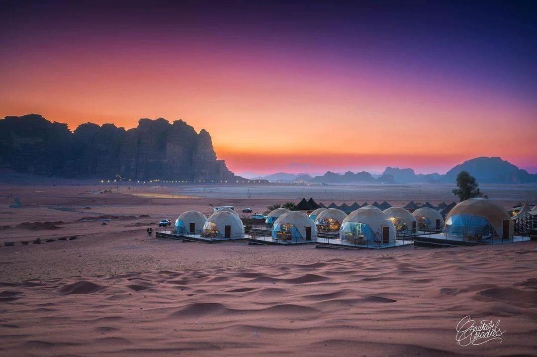 Готель Hasan Zawaideh Camp Ваді-Рам Екстер'єр фото